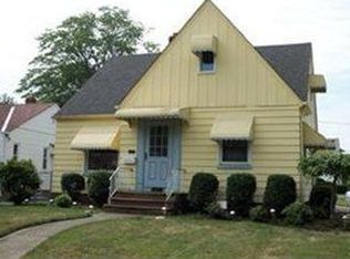 18002 Landseer Rd, Cleveland, OH 44119