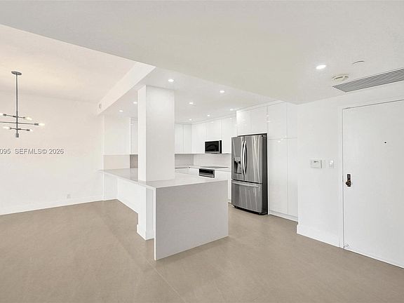2nd image of 251 Crandon Blvd APT 1233