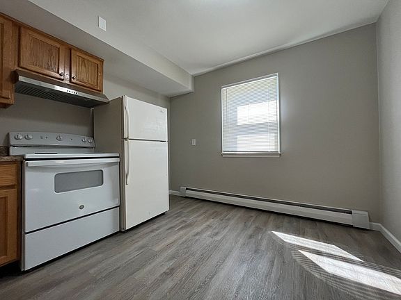 5th image of 1210 Hilltop Ave APT 8