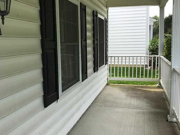 2nd image of 3527 Ash Hill Way