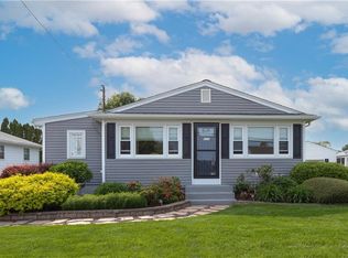 205 Budlong Rd, Cranston, RI 02920