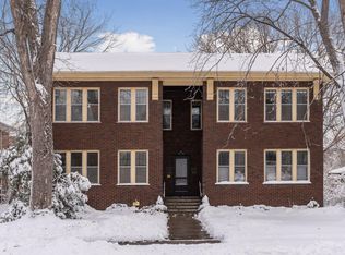 717 5th St SE #4, Minneapolis, MN 55414