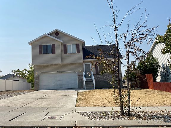 5th image of 599 N Janelle Cove Way