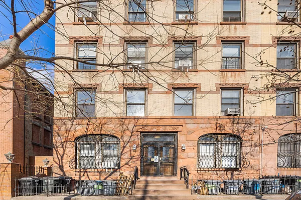 Sold by Redfin Real Estate | media 20