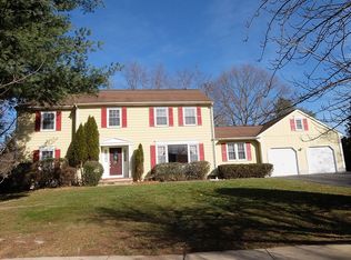 5 Wheatston Ct, West Windsor, NJ 08550