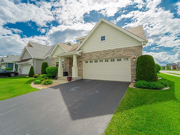 2nd image of 10122 Azalea Dr