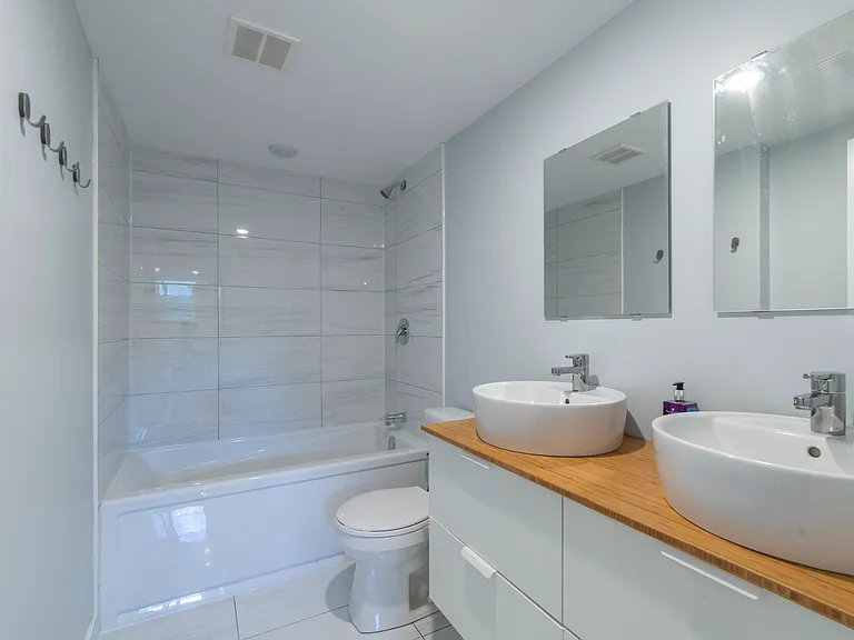 1057 Falaise Rd #B — Photo 3
