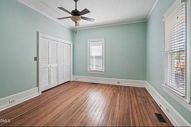 3rd image of 316 W Main St