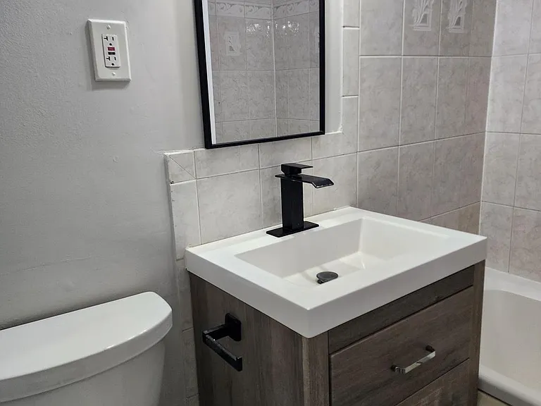 7328 Donnell Pl — Photo 9