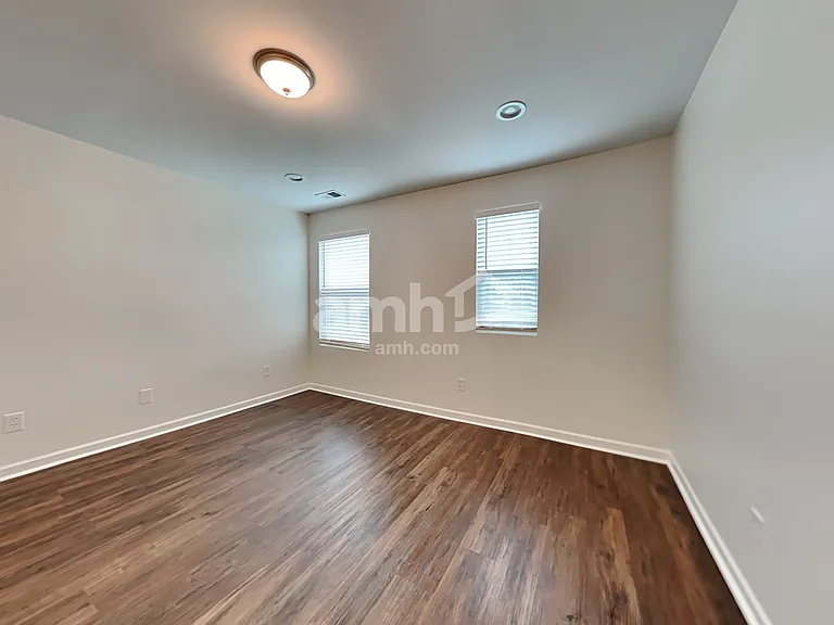 422 Lions Den Dr — Photo 19