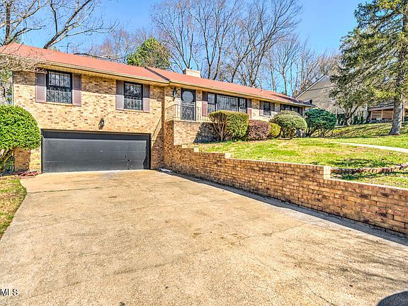2nd image of 2143 Dandridge Ave