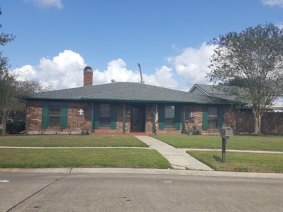 2nd image of 3101 Diane Dr