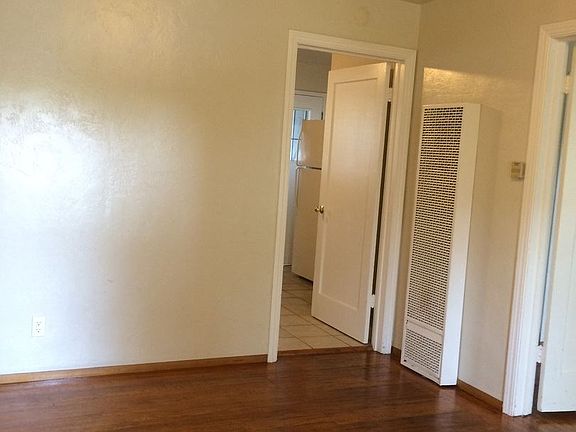 5th image of 519 Borregas Ave APT 2