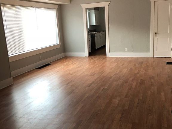 2nd image of 350 Filer Ave W