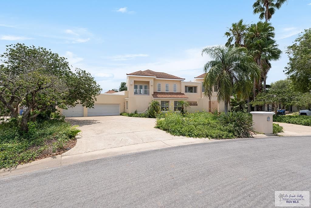 5348 Papaya Cir