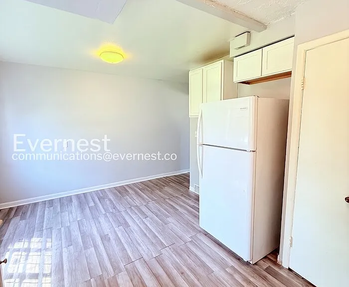 15380 Meyers Rd — Photo 7