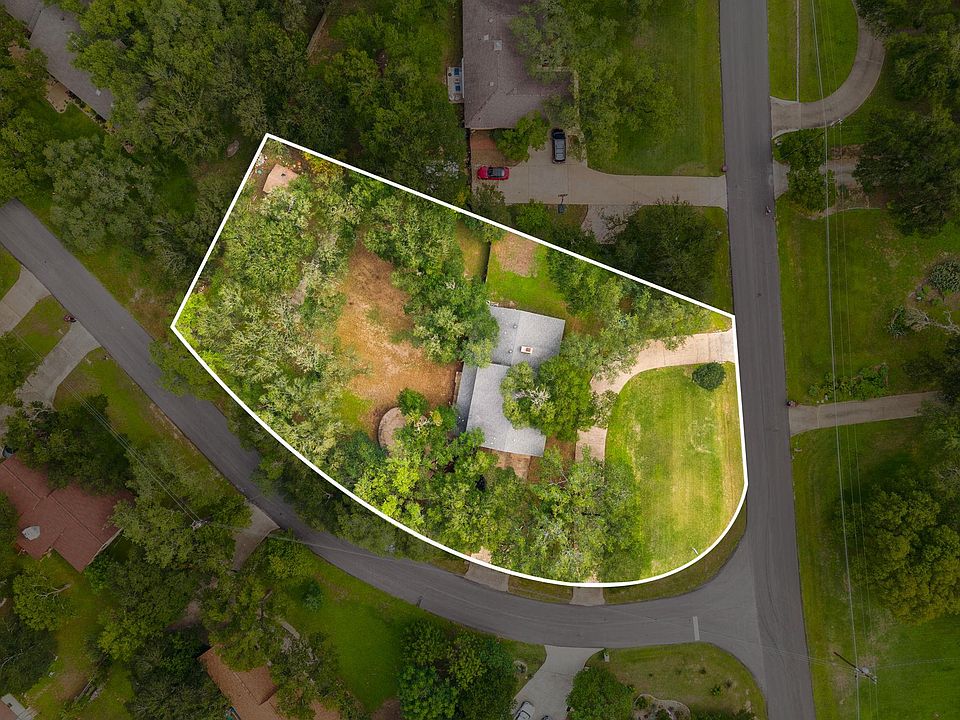 1st image of 210 Waxwing Dr