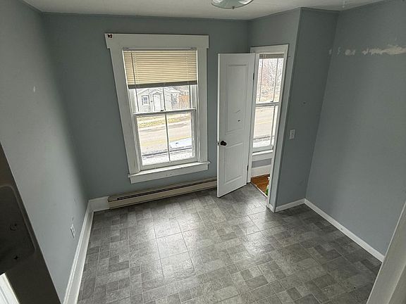 2nd image of 7360 Perry St #B