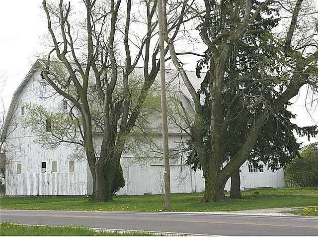 2nd image of 9802 Brown Rd