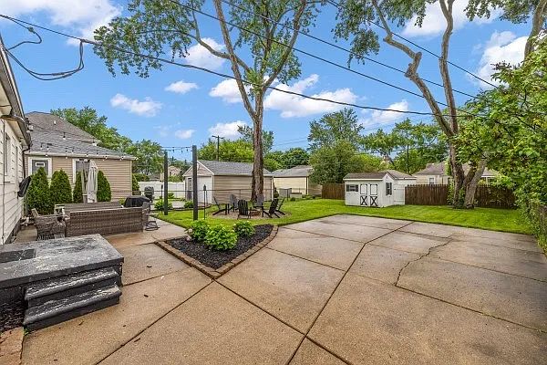 2842 Oakshire Ave — Photo 6