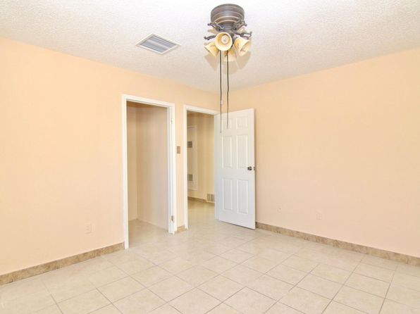 501 Santa Gertrudes Dr, Socorro, TX 79927