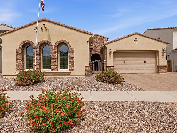 3rd image of 2916 E BLUE SAGE Road