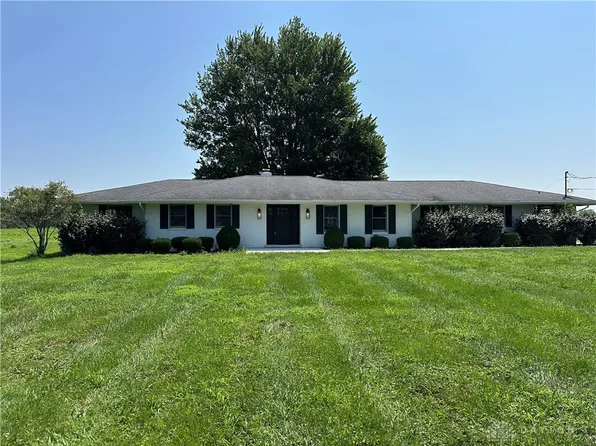 4162 Weisenberger Rd, Lebanon, OH 45036