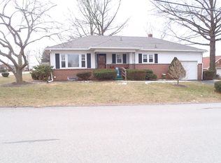 10 E Clearview Dr, Shrewsbury, PA 17361