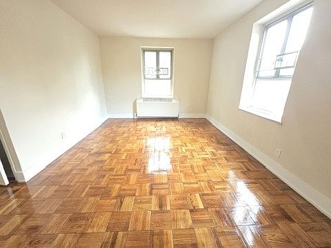 4th image of 6708 197th St #2
