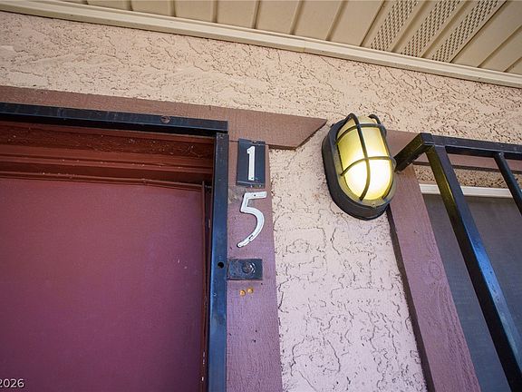 3rd image of 3726 Hazelwood St APT 15