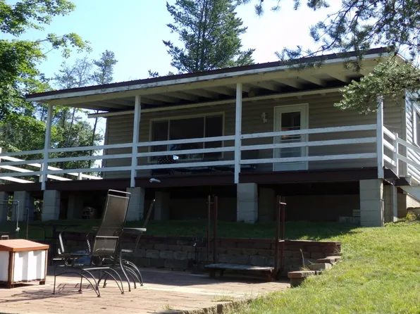 9151 Parkway Rd, Crivitz, WI 54114