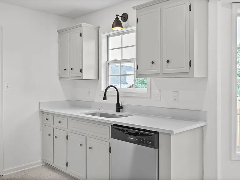 270 Harold Dr — Photo 13