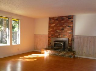 2314 24th St, Florence, OR 97439