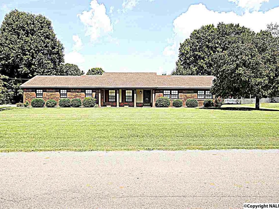 1st image of 203 Constitution Dr