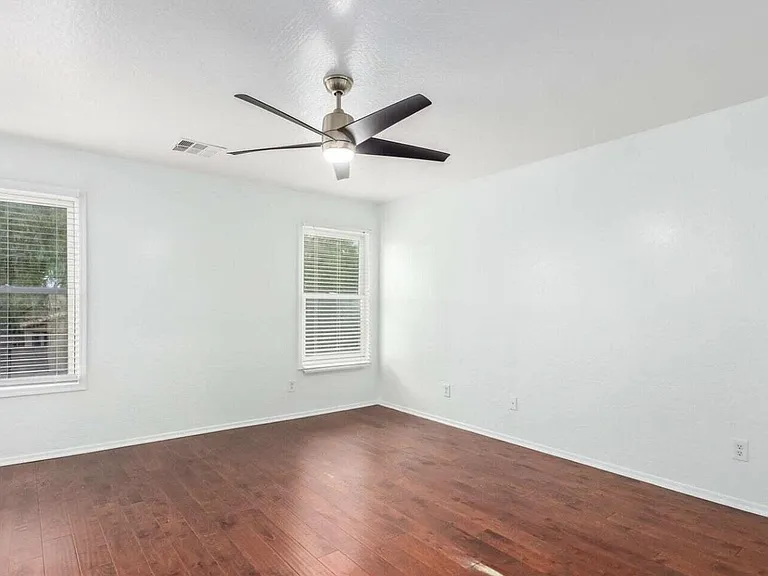 17127 W Statler St — Photo 15