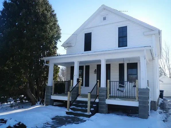 1437 W Bent Ave, Oshkosh, WI 54901