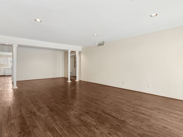 6367 Diamond Head Cir APT D