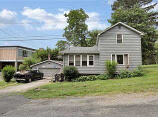 50 Elm St, Leetonia, OH 44431