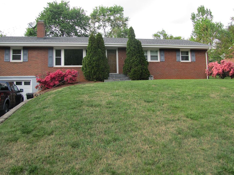 1st image of 4525 Cresthill Dr
