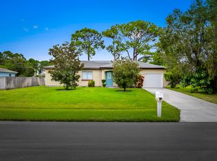 671 NW Sharpe St, Port Saint Lucie, FL 34983