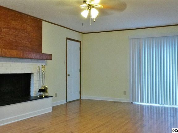 3rd image of 326 Cumberland Dr SE