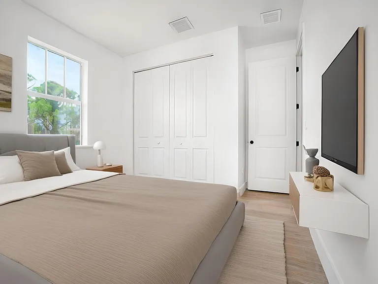 15061 Brainbridge Cir — Photo 3