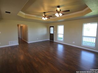 103 Ranch Country Dr, La Vernia, TX 78121