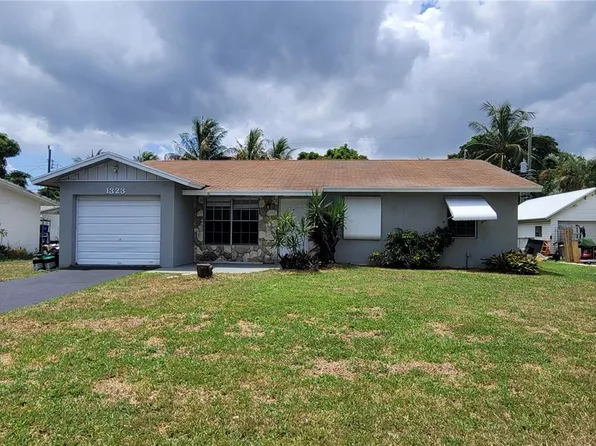 1323 S Broadway, Lantana, FL 33462