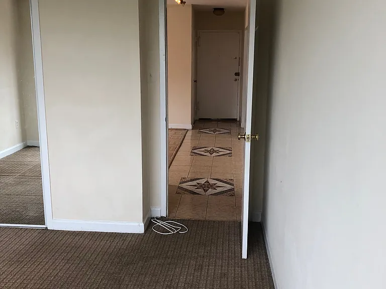 1011 Arlington Blvd #906 — Photo 9
