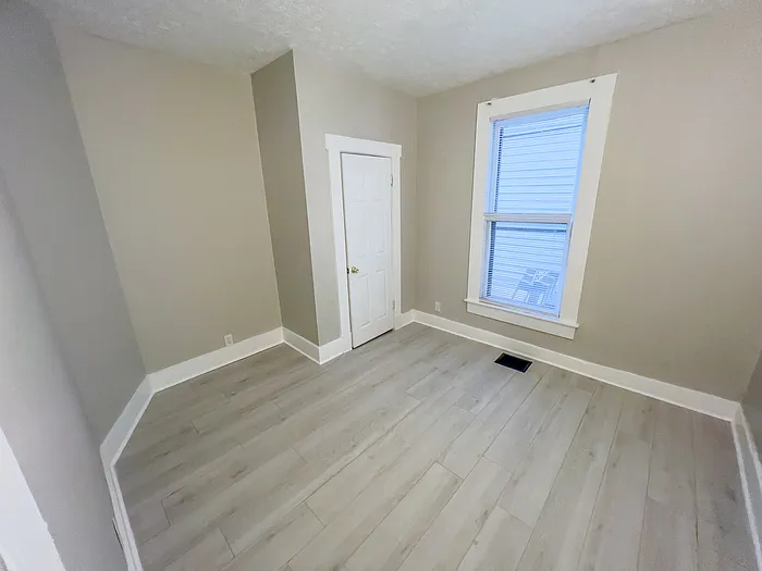 837 N Park Ave #A — Photo 14