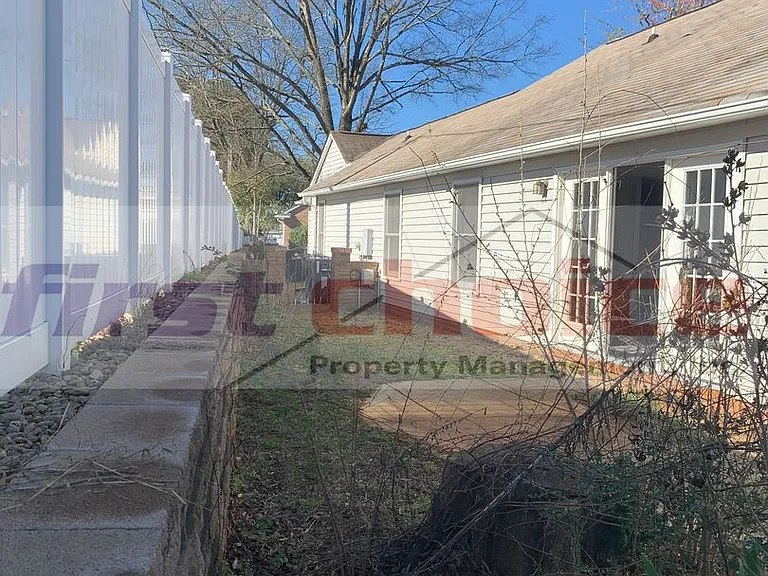 1750 Ridgefield Ct — Photo 26