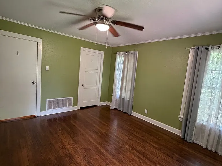 1140 Schex Dr — Photo 36