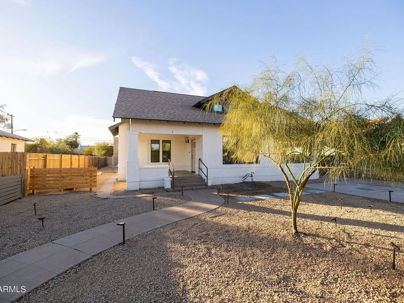 326 N 17th Dr LLC — Photo 3