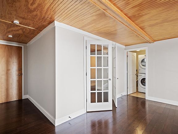 5th image of 300 South St Unit 226